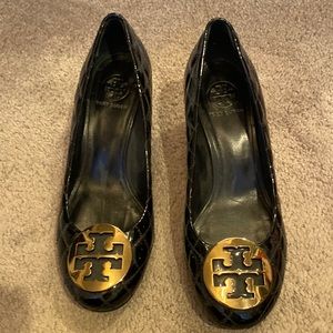 Tory Burch patent leather wedge pumps size 8.5